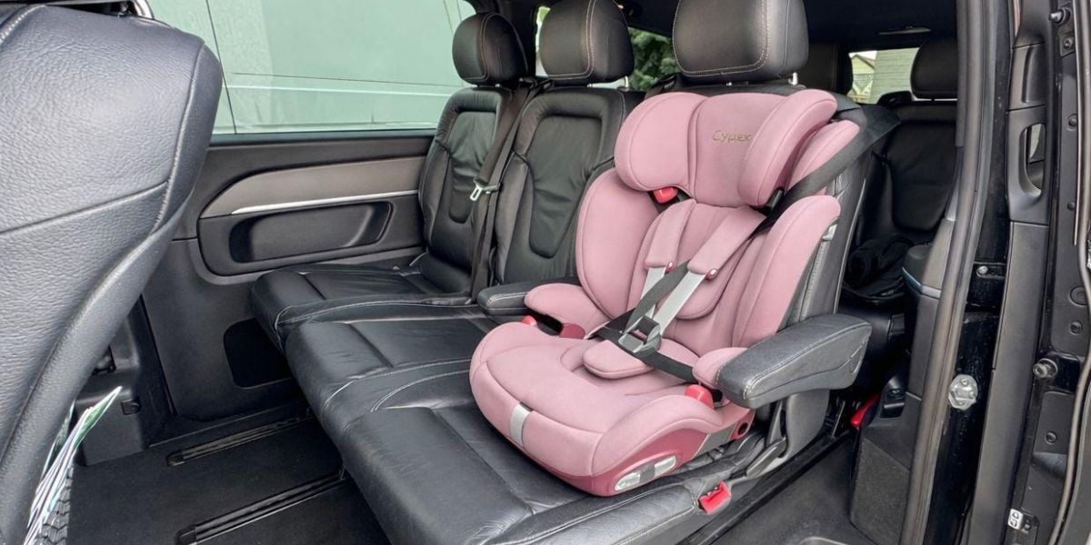 Child Seats – GreetGo Tours&Pickups cares for the little ones