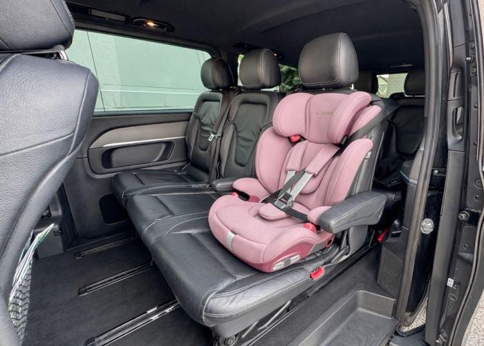 Child Seats – GreetGo Tours&Pickups cares for the little ones